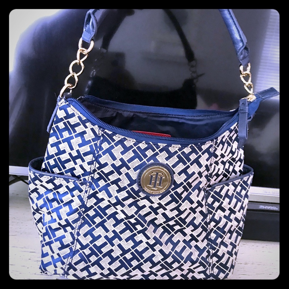 Tommy Hilfiger Purse Bundle